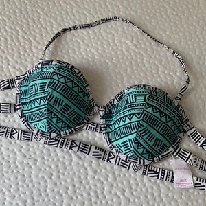 NWT bathing suit top
